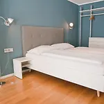 Dk Hotel