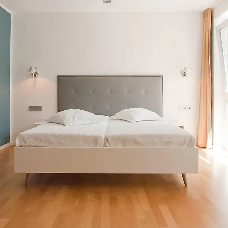 Hotel Dk Deutscher Kaiser 3*