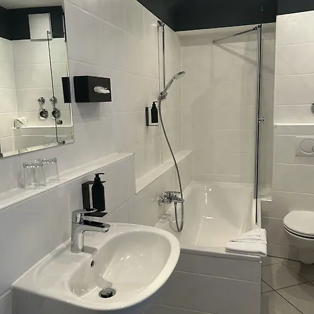 Otel Dk 3*